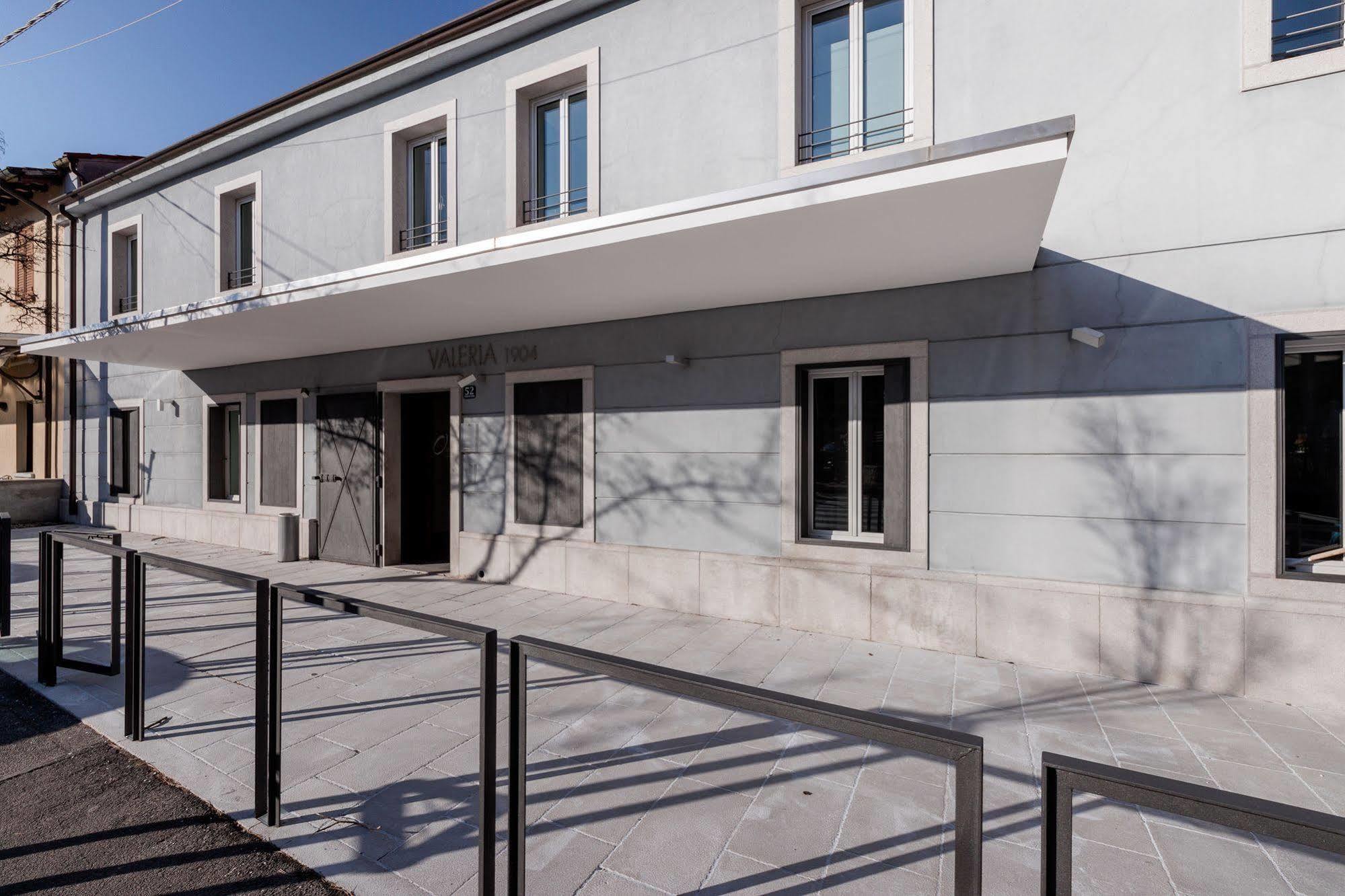 Hotel Valeria Вилла-Опичина Экстерьер фото